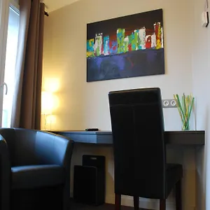 2* Hotel Ruthenium